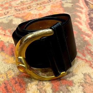 RARE! Vintage Donna Karan wide leather brass buckle belt 🌹